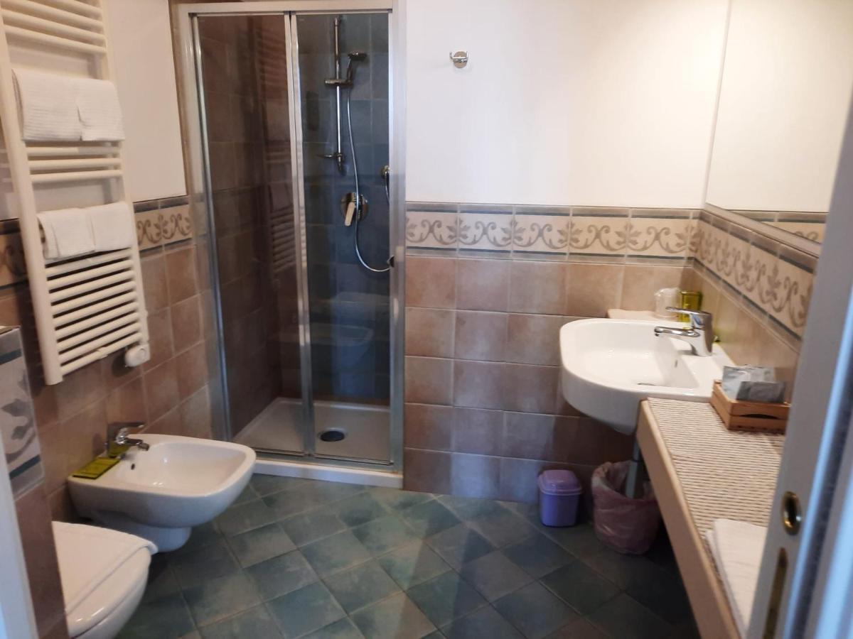 ヴァスト In Piazzetta Bed & Breakfast エクステリア 写真