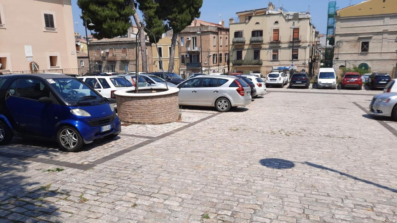 ヴァスト In Piazzetta Bed & Breakfast エクステリア 写真